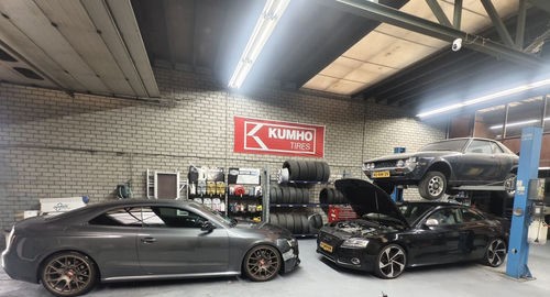 Autobedrijf Click2Drive